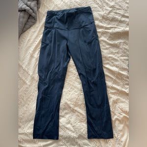 Lululemon Fast and Free leggings. Navy. Size 2. With pockets